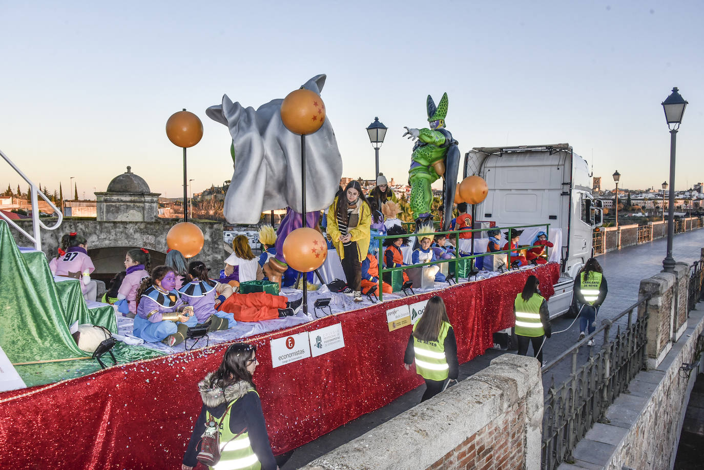Fotos: Badajoz arropa a los Reyes Magos en una noche mágica