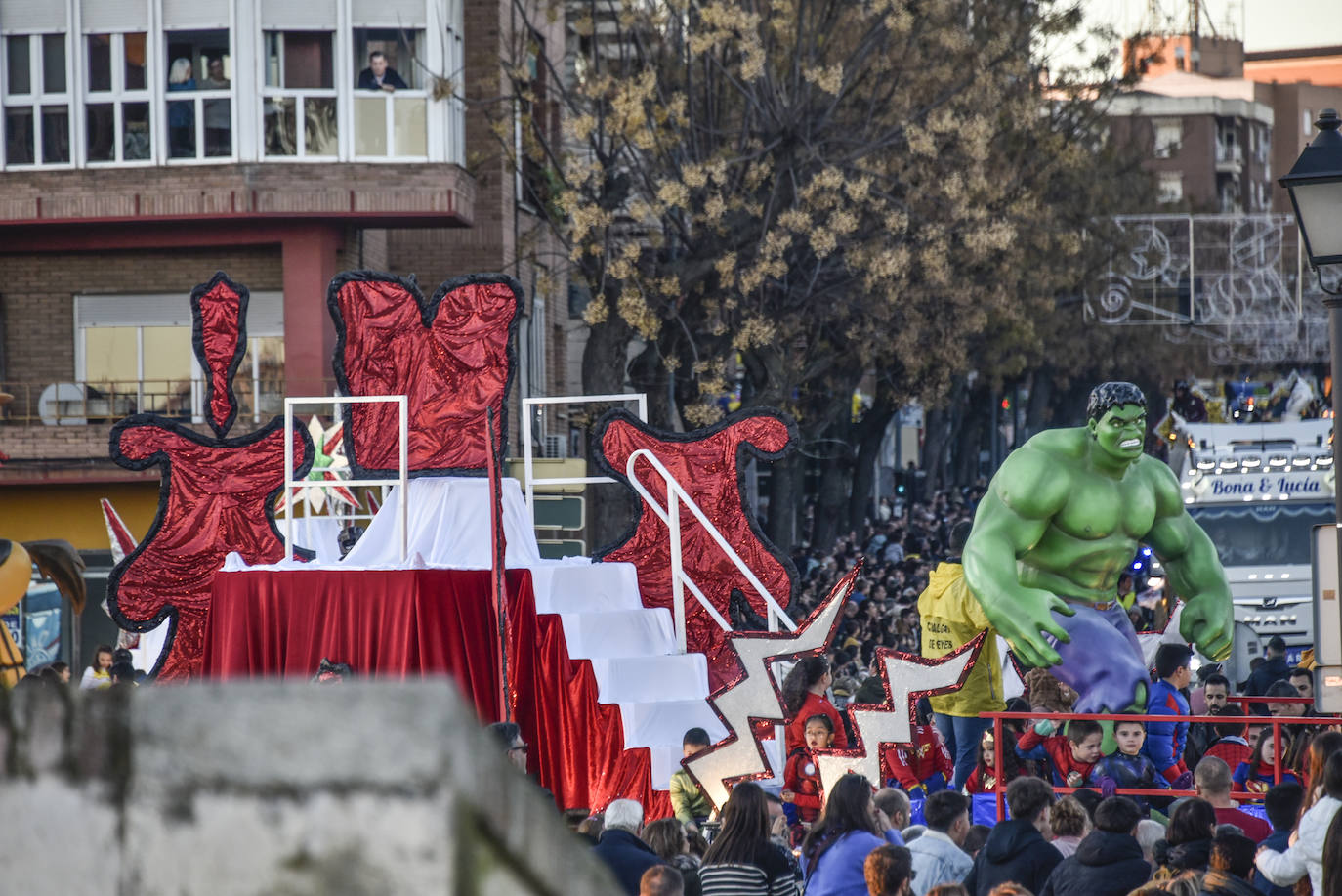 Fotos: Badajoz arropa a los Reyes Magos en una noche mágica
