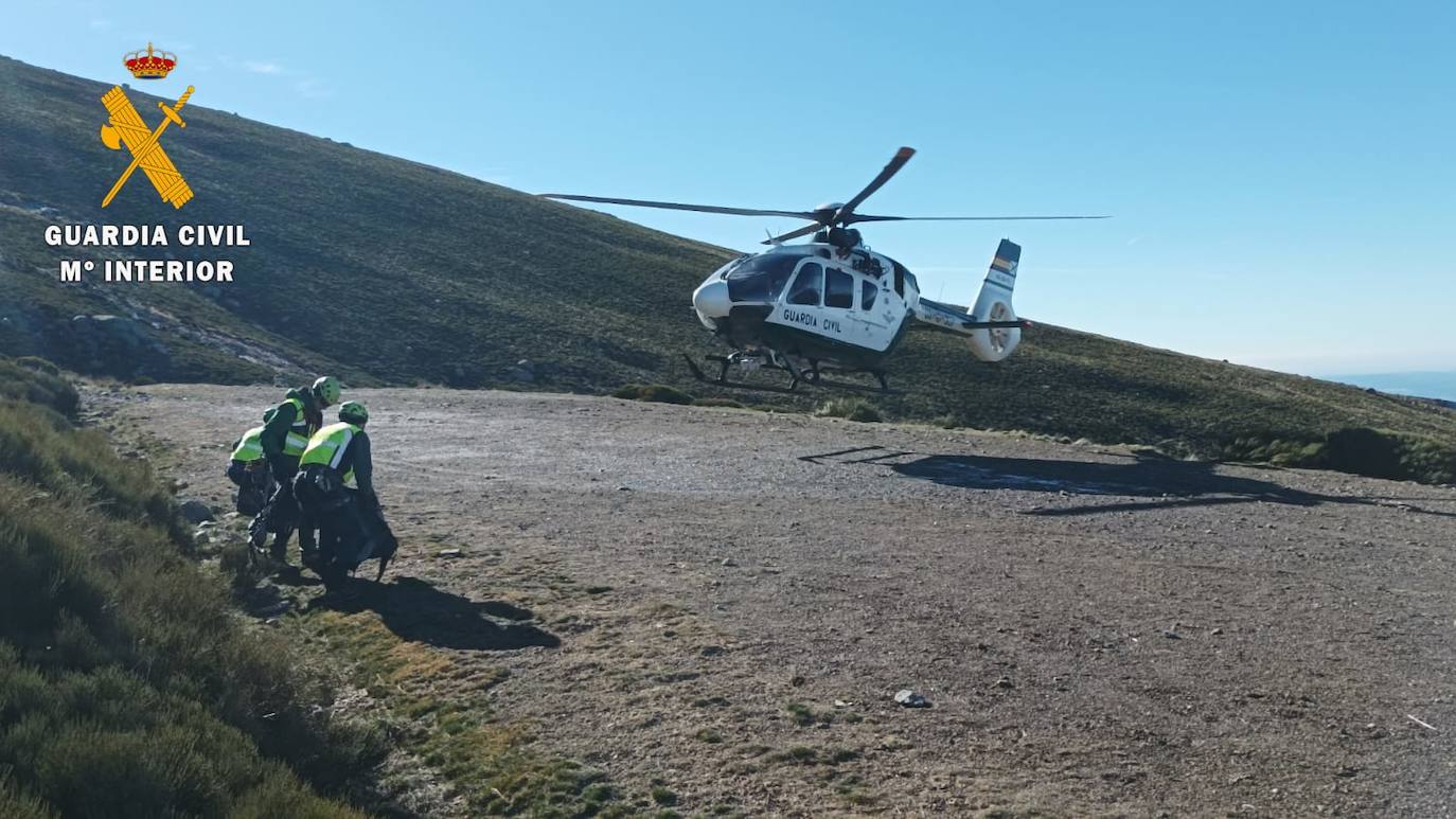 Fotos: Labores de búsqueda llevadas a cabo para localizar en la Sierra de Béjar al montañero que salió de Ceclavín