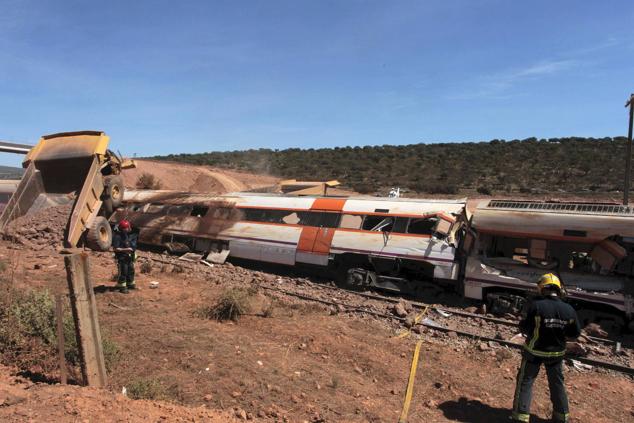 Fotos: Imágenes del accidente mortal entre un tren y un camión en Carmonita