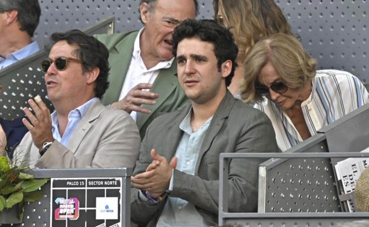 Y de todos los santos, Froilán