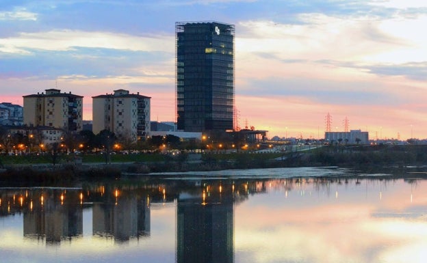 Así fue la noche que marcó la dimisión del concejal de Badajoz por positivo en alcoholemia