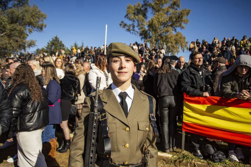 Fotos: Multitudinaria Jura de Bandera en el Cefot de Cáceres