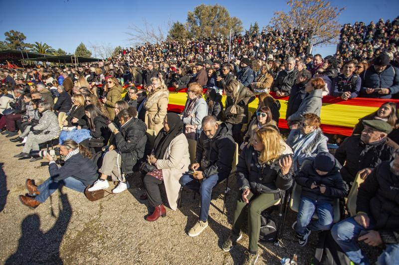 Fotos: Multitudinaria Jura de Bandera en el Cefot de Cáceres