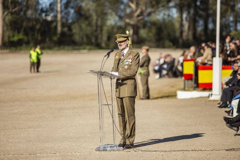 Fotos: Multitudinaria Jura de Bandera en el Cefot de Cáceres