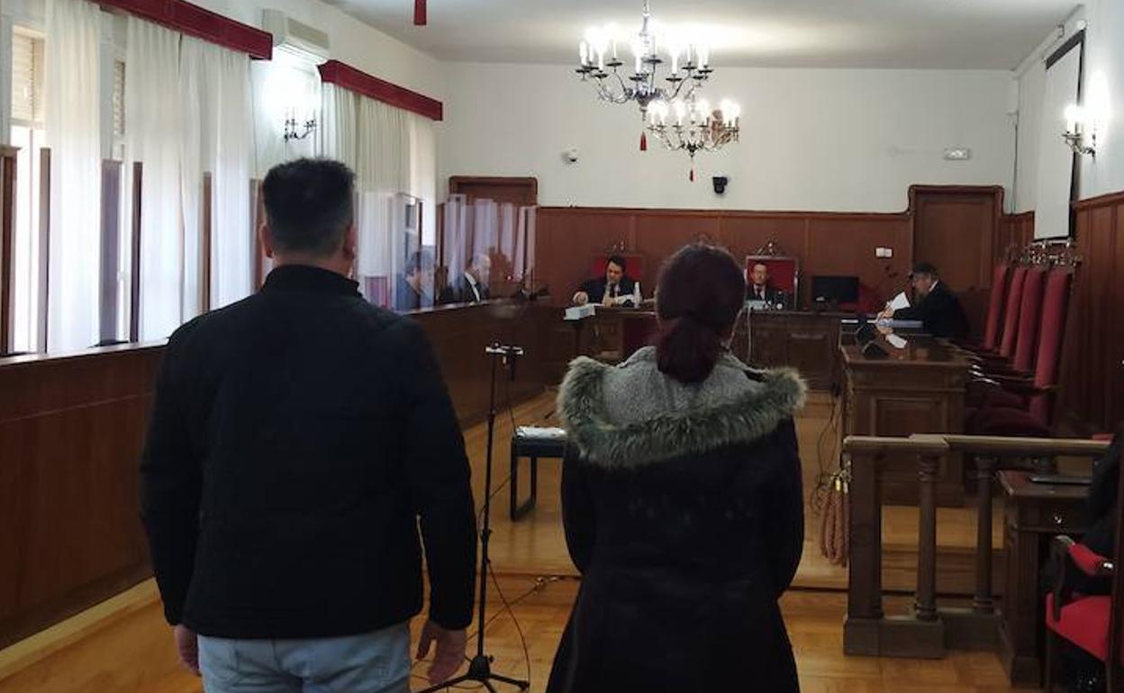 Los procesados durante el juicio que se celebró en la Audiencia a finales de enero.