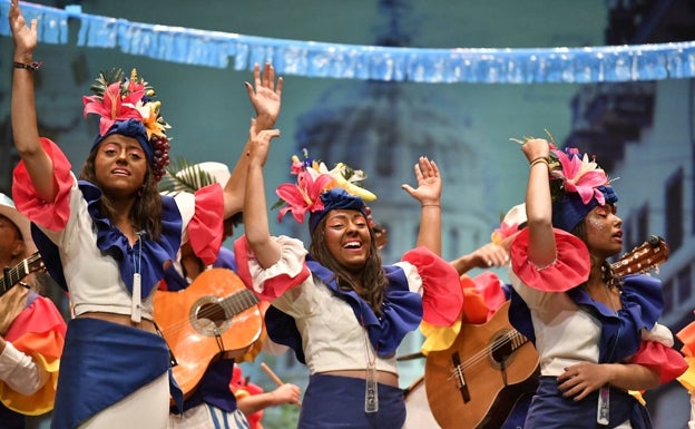 Los Guadalupines son la murga preferida por los lectores de HOY en la primera preliminar