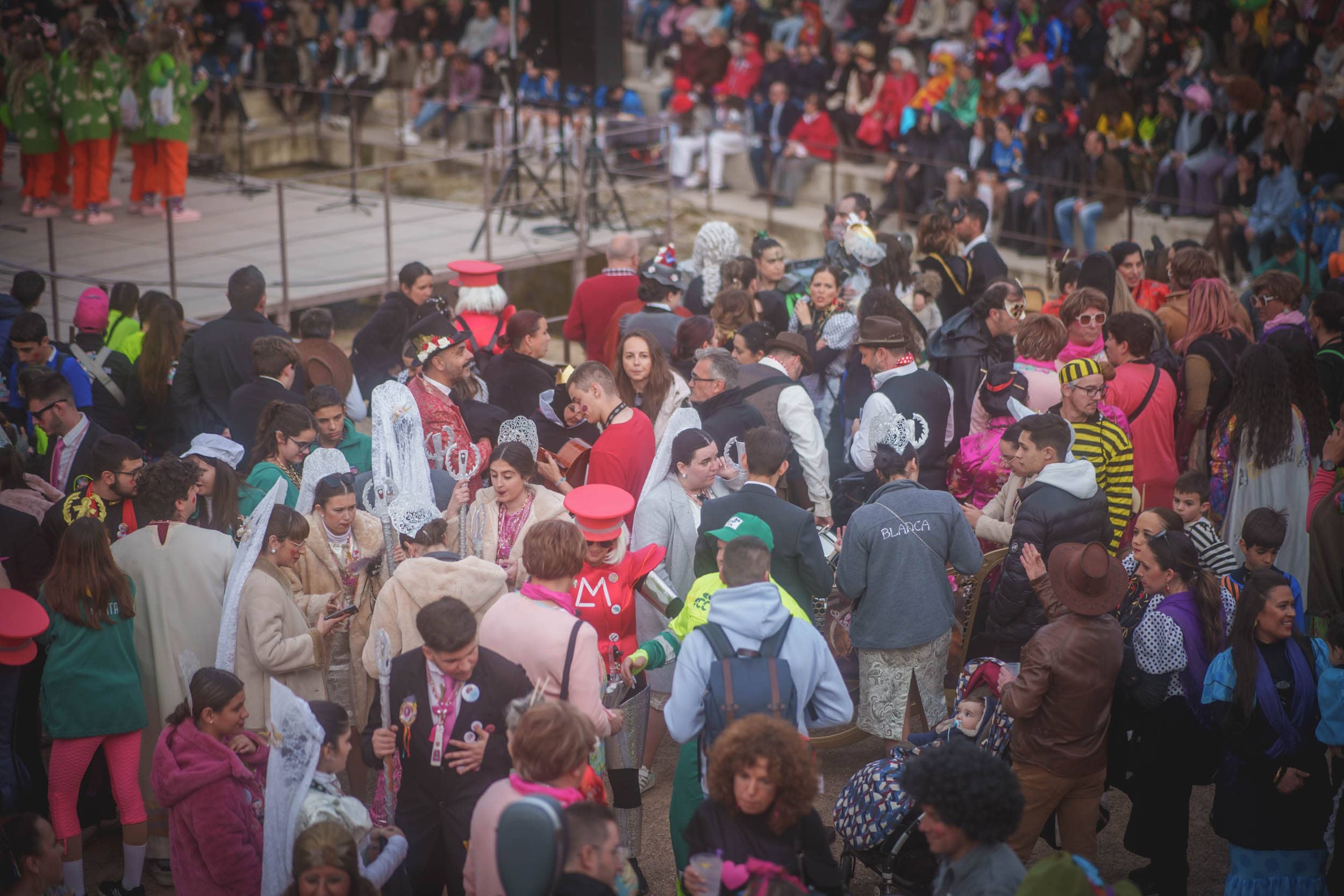 Fotos: Mucho público el sábado del Carnaval Romano