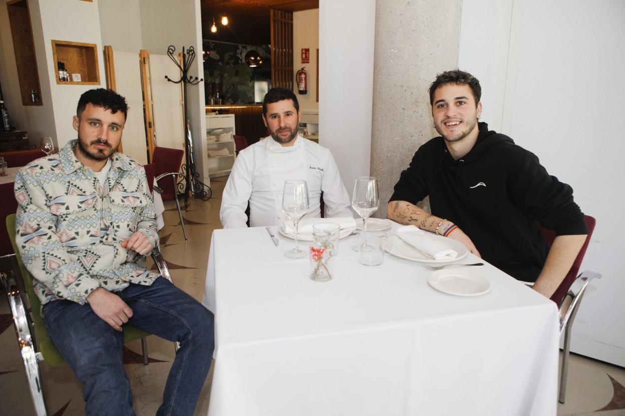 Silvio Maestre, Javier Rebollo y Álvaro Holgado son los protagonistas de este evento gastronómico. 