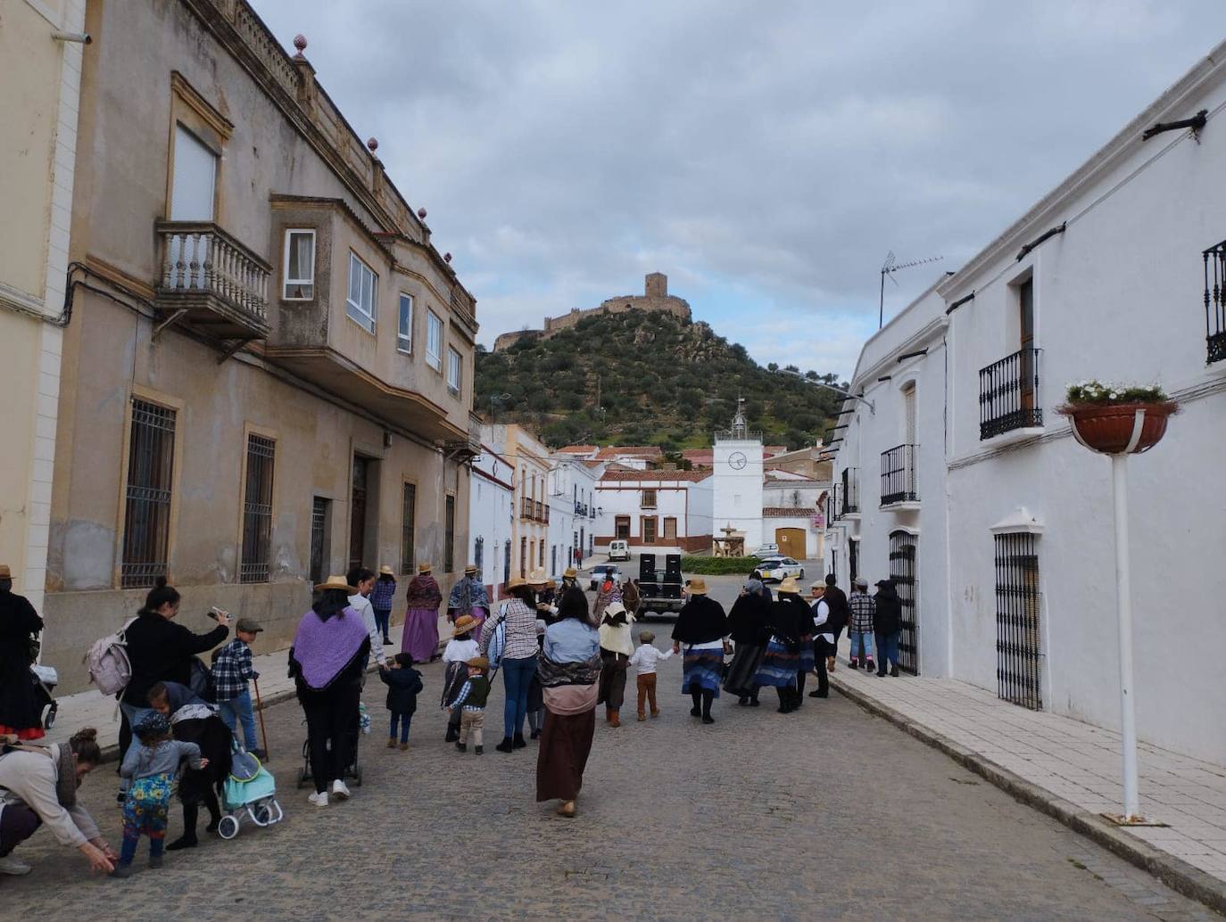 Siembra de la Ceniza, el Miércoles Santo en Alconchel.