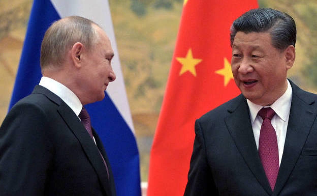 Xi Jinping y Vladimir Putin se reunieron en Pekín en febrero de 2022, unas semanas antes de la invasión.