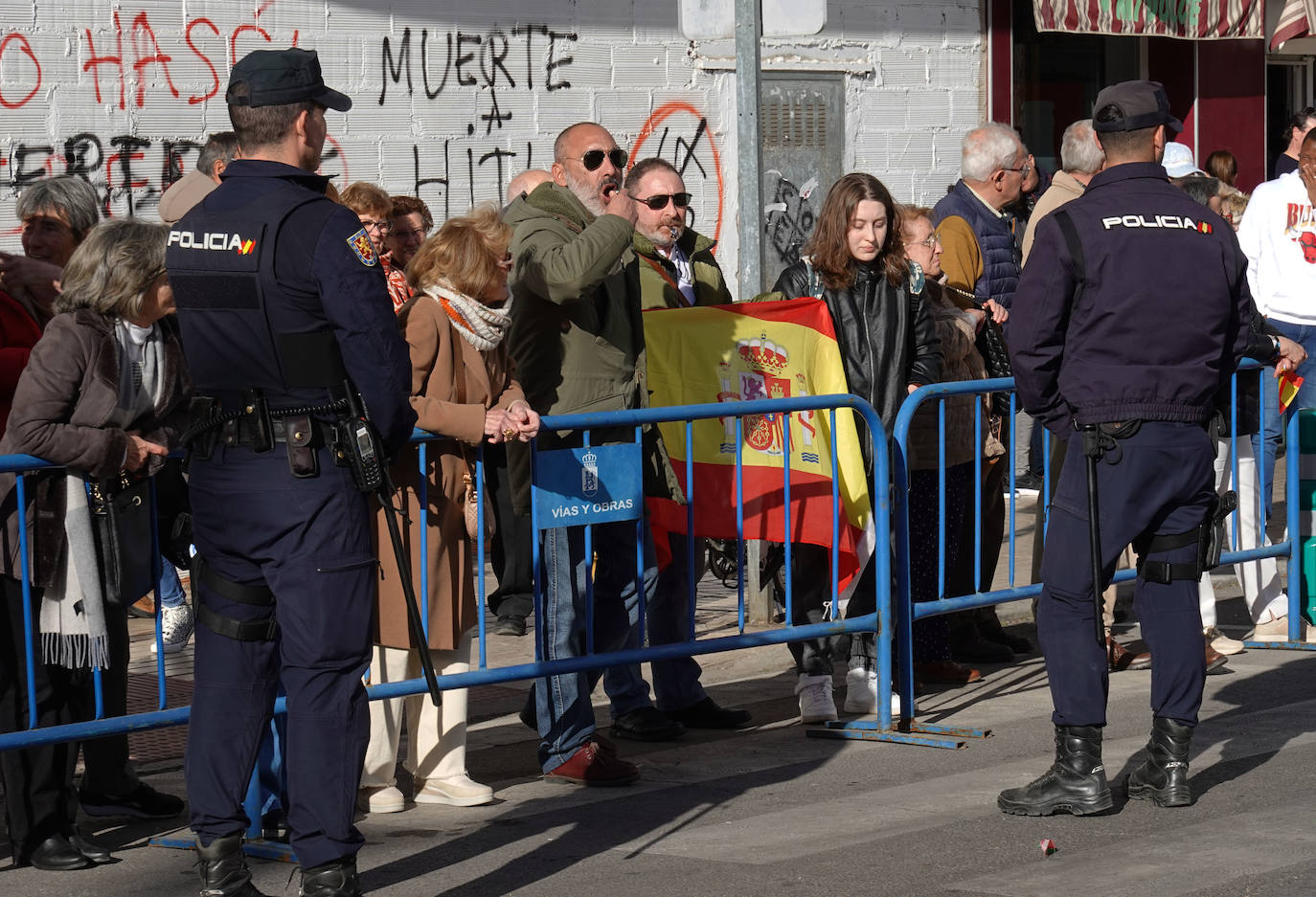Recibimiento a Pedro Sánchez frente al Palacio de Congresos