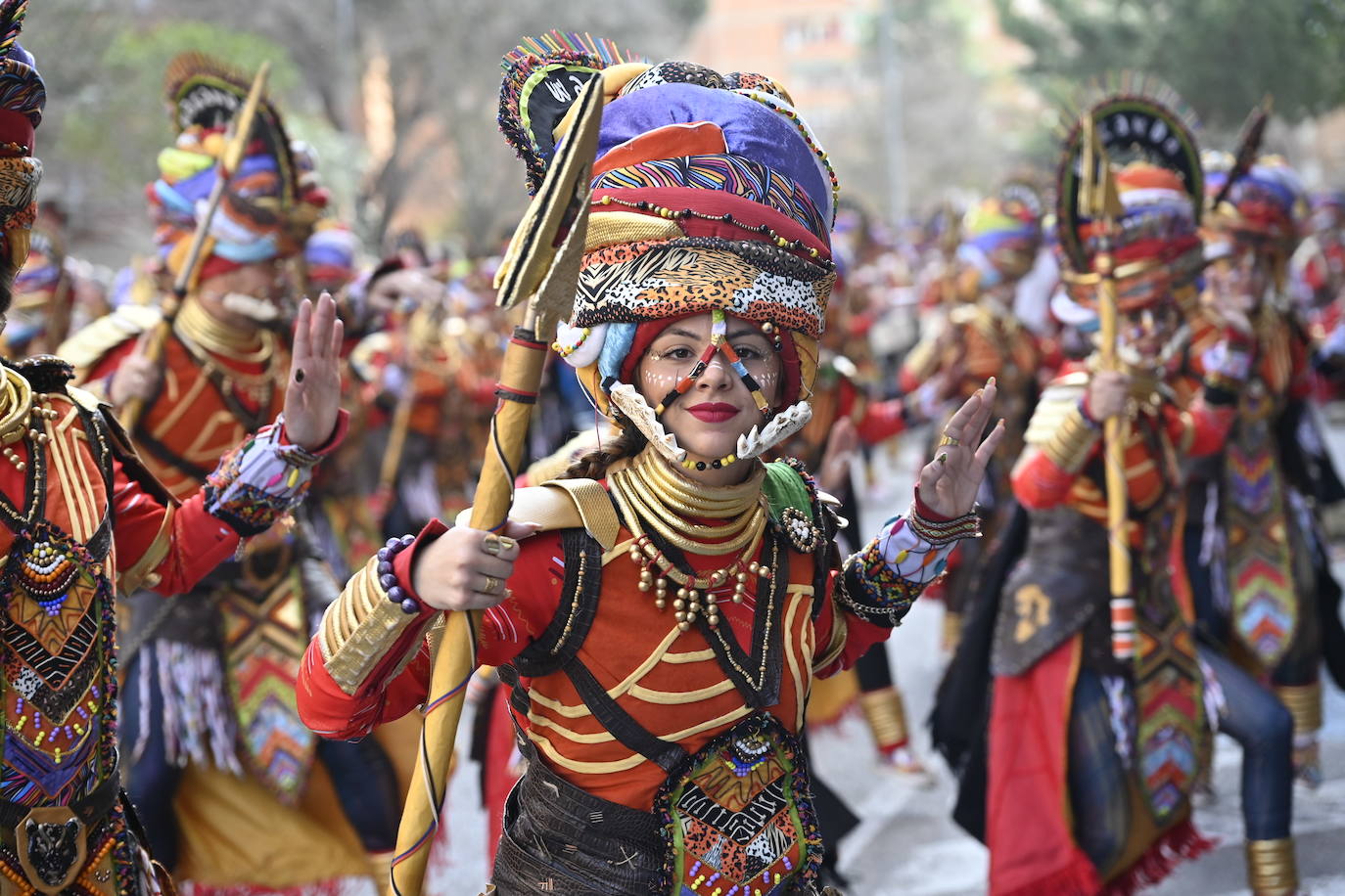 Fotos: Desfile de comparsas de Valdepasillas, en imágenes