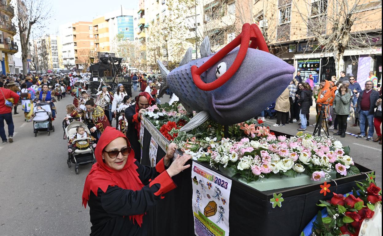 Carnaval de Badajoz: Cabezas propone ampliar el Carnaval pero que acabe con el Entierro de la Sardina