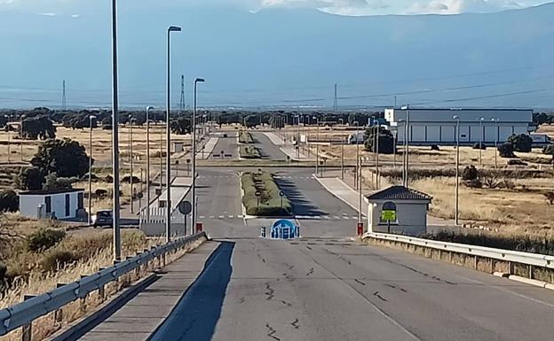 Vara no descarta ampliar las terminales ferroviarias de las plataformas de Mérida y Navalmoral para los grandes trenes