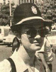 Imagen secundaria 2 - Muere Ana María, la primera policía local de Extremadura