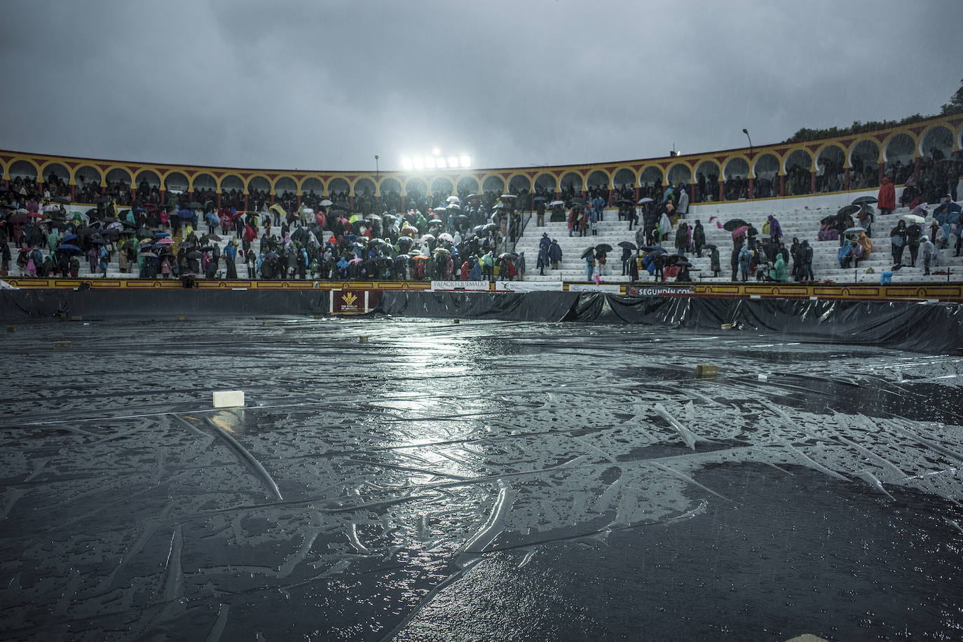 Fotos: La lluvia obliga a suspender el último festejo de la Ferida de Olivenza