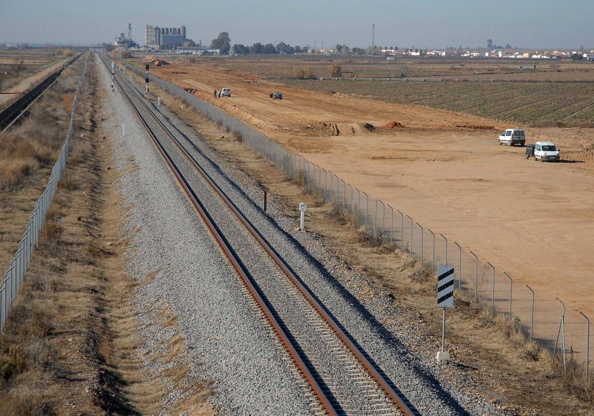 La Guardia Civil no descarta ninguna hipótesis sobre el cuerpo carbonizado en Montijo