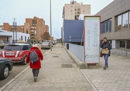 Poco movimiento había esta mañana en las oficinas del Sexpe de Badajoz.