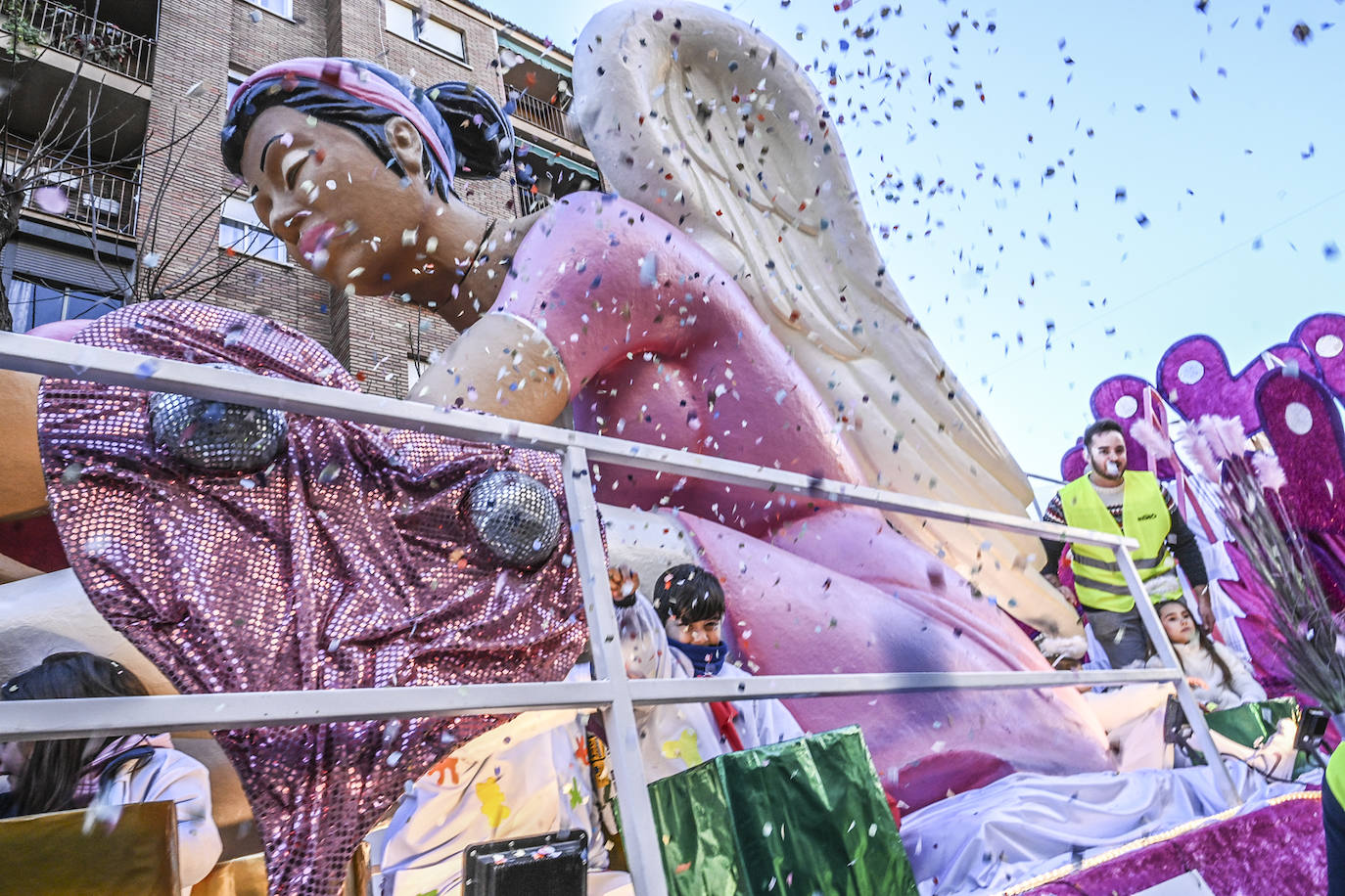 Búscate en la cabalgata de los Reyes Magos de Badajoz (II)