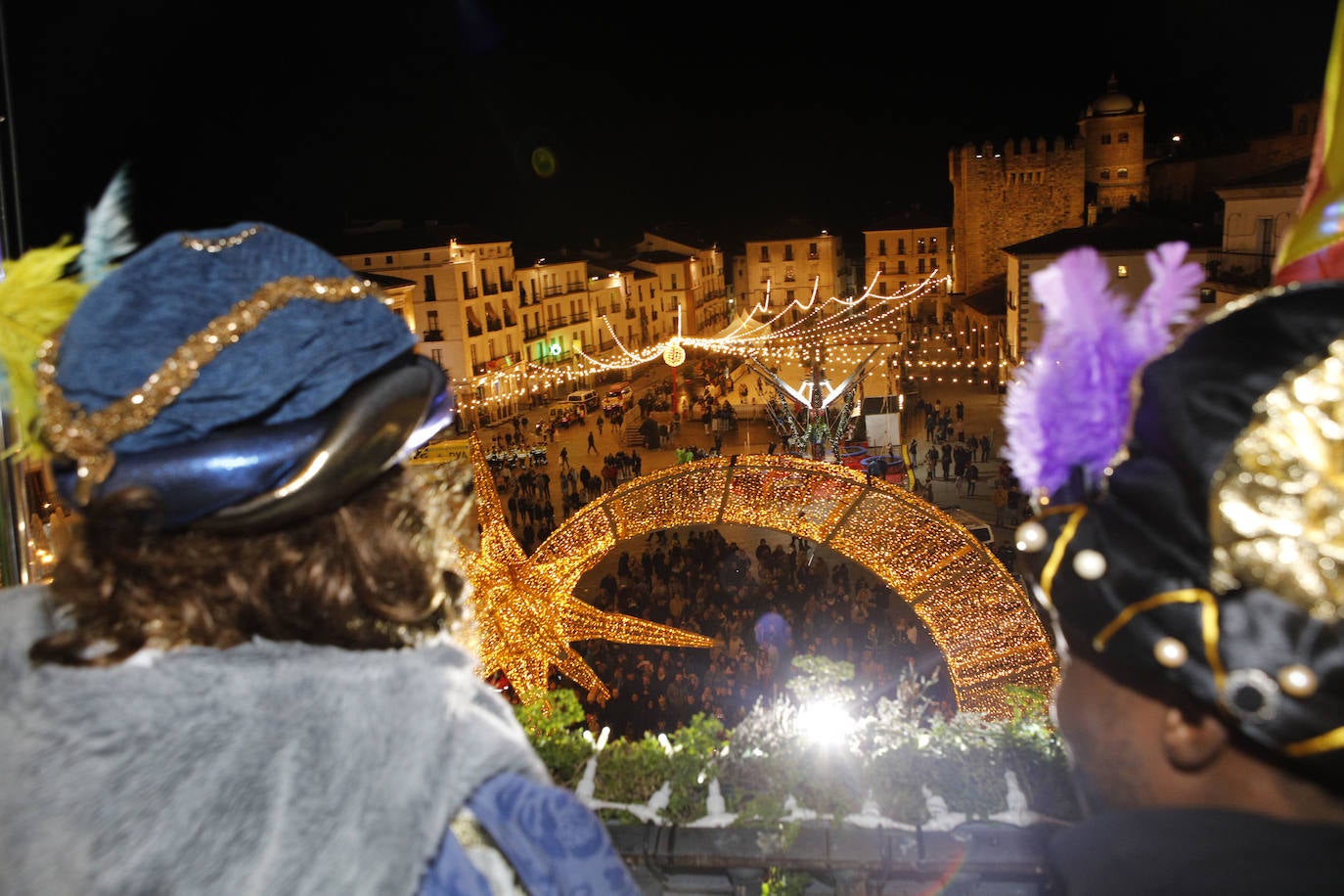 El desfile de los Reyes Magos en Cáceres en imágenes