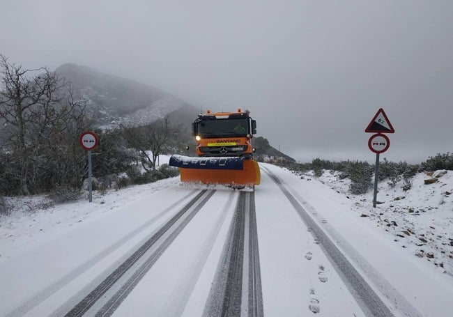 De los once vehículos quitanieves que hay en la provincia, cinco son camiones y seis ligeros.