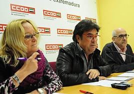 Encarna Chacón, Julián Carretero y Miguel Coque en una imagen de archivo.