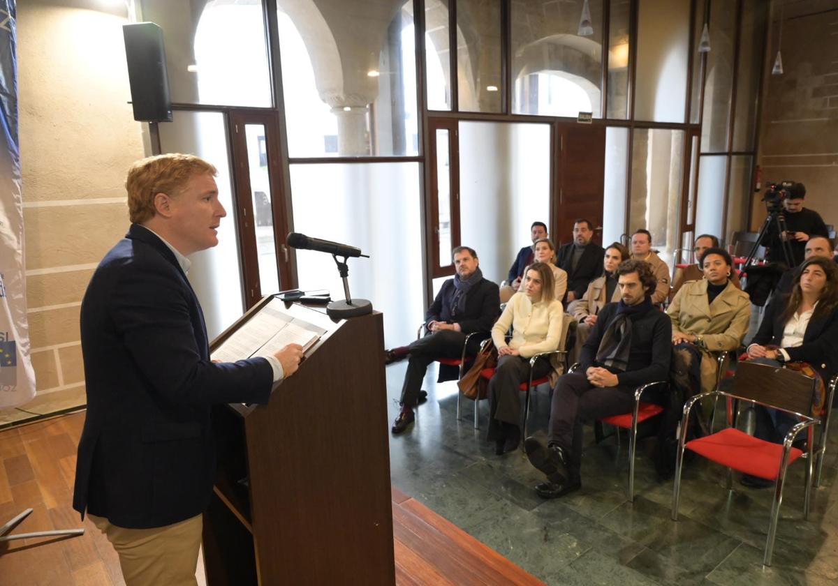 El alcalde, Ignacio Gragera, realiza balance de los fondos estrategia Dusi en Badajoz.