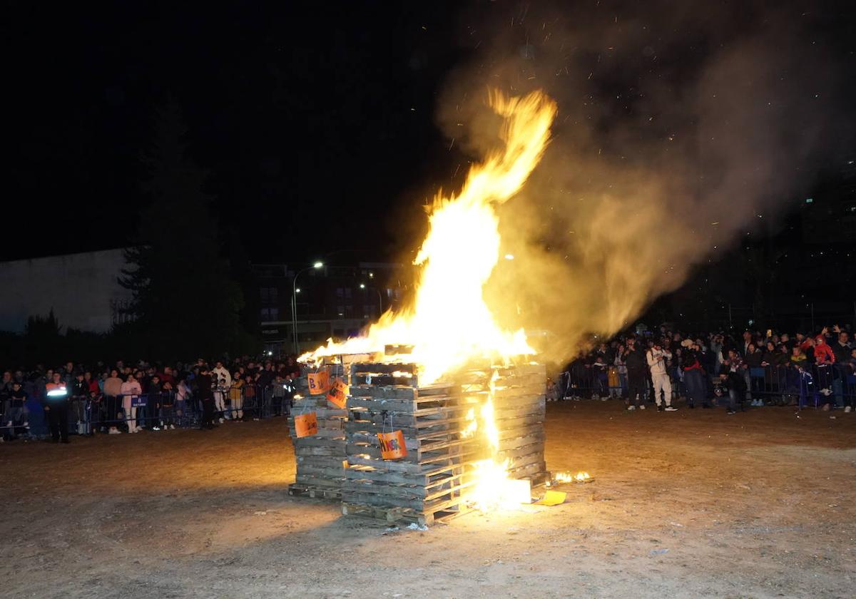 Imágenes de la fiesta de las Candelas de la Margen Derecha