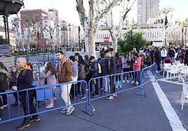 2.500 raciones de migas solidarias en Badajoz