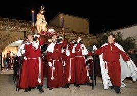 Paso del Señor de la Columna a su salida de la ermita del Espíritu Santo la pasada Semana Santa.