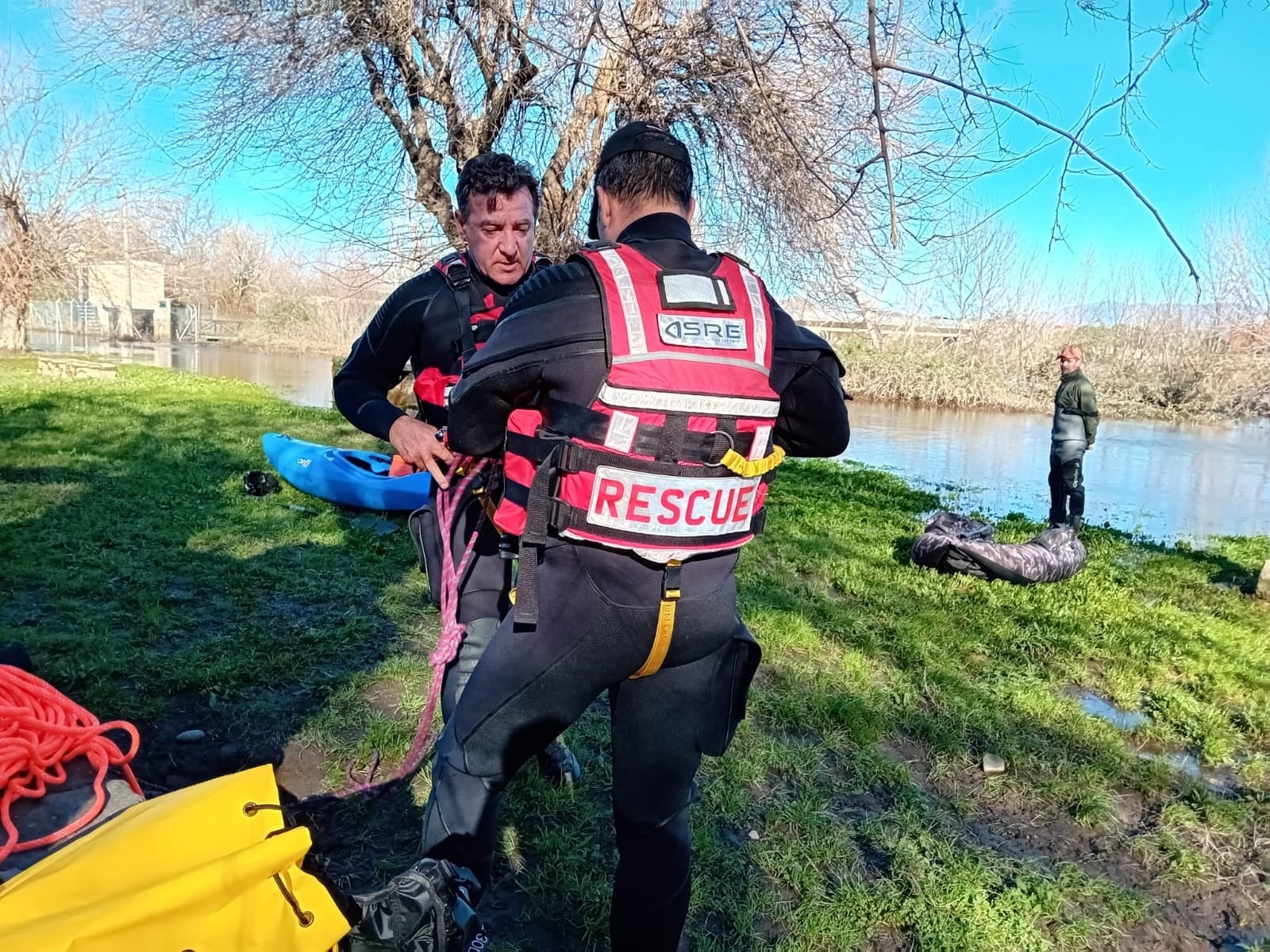 Imágenes del rescate del cuerpo de la mujer desaparecida en Carcaboso