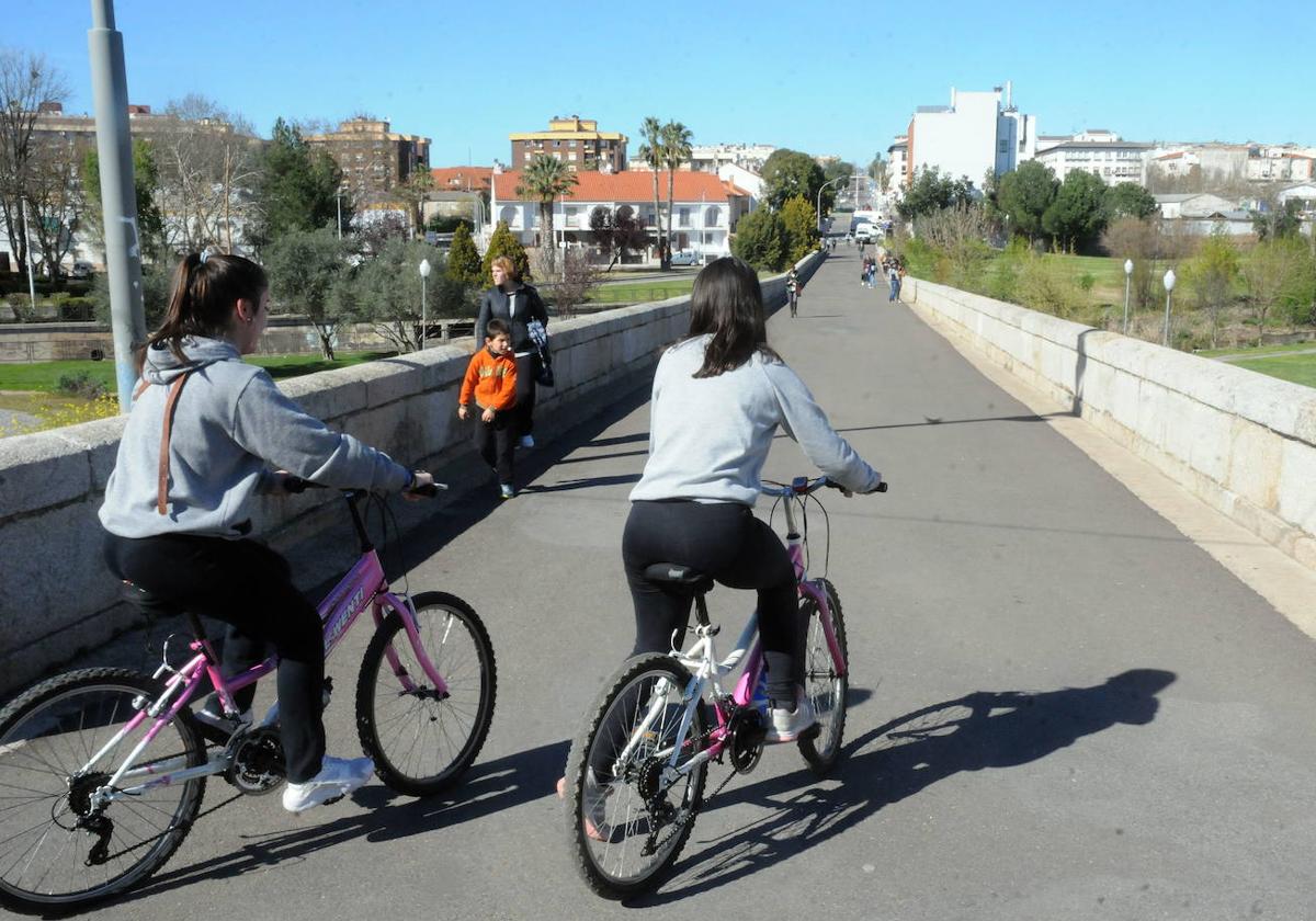 El anticiclón deja temperaturas primaverales de hasta 23 grados en Extremadura