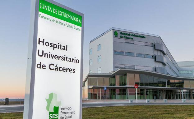 Herido un trabajador tras sufrir una caída de altura en una finca de Villar del Rey