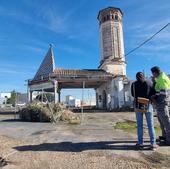 Patrimonio interrumpe el derribo de la gasolinera de Cepansa de la entrada en Mérida