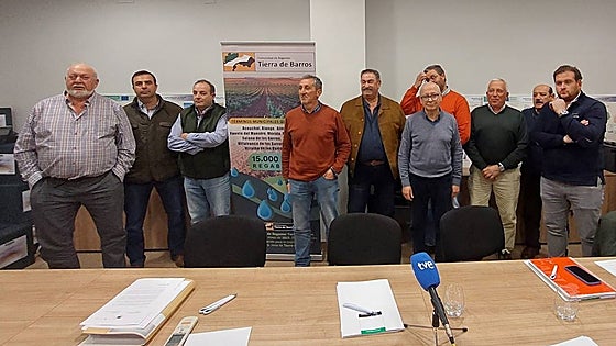 La Junta espera que antes de un mes la Comisión Europea responda sobre el regadío de Tierra de Barros