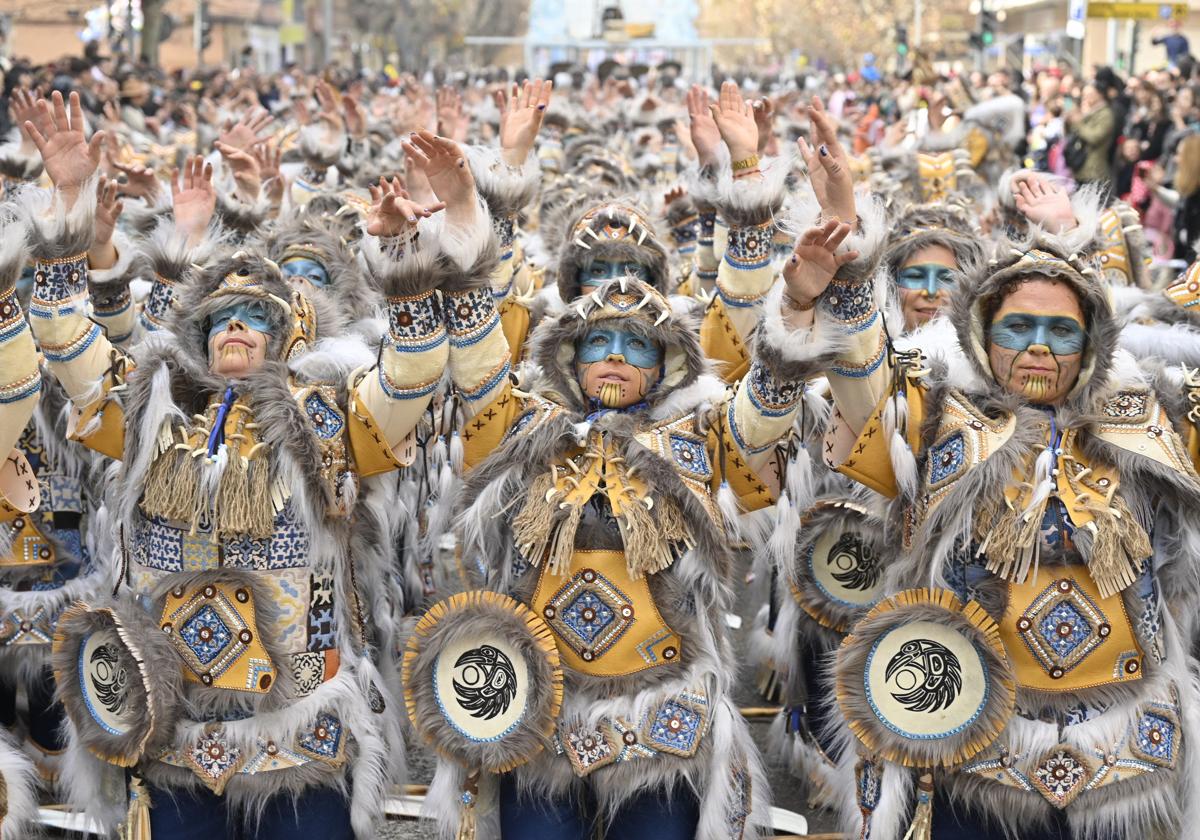 La comparsa Vaivén, ganadora del pasado año en el desfile de comparsas del Carnaval de Badajoz.