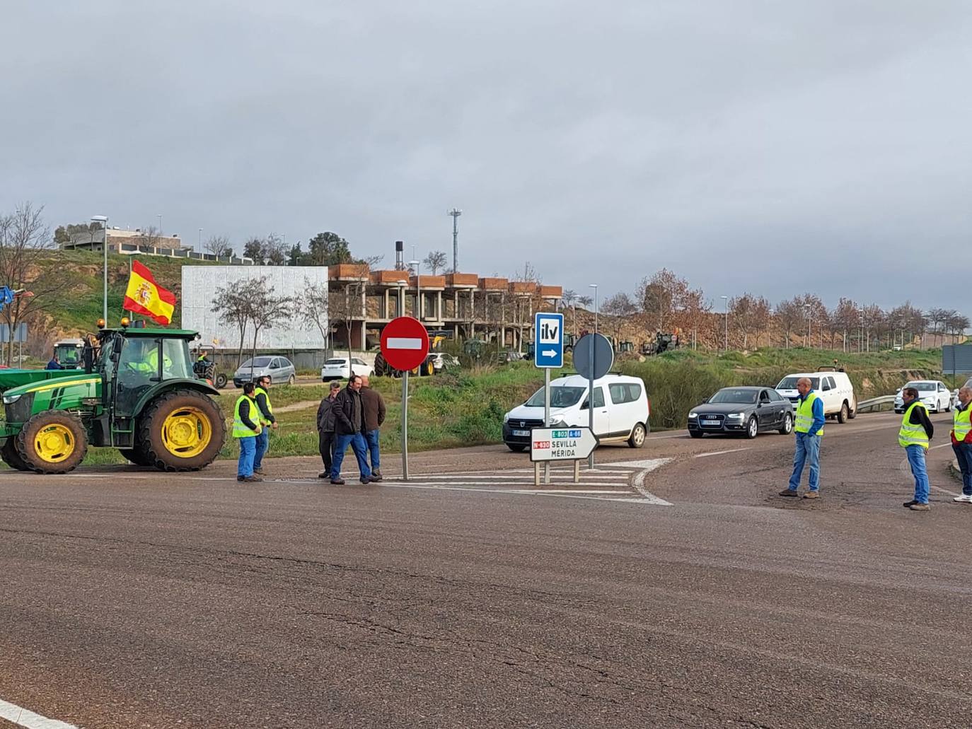 Interrupción del tráfico en Almendralejo.