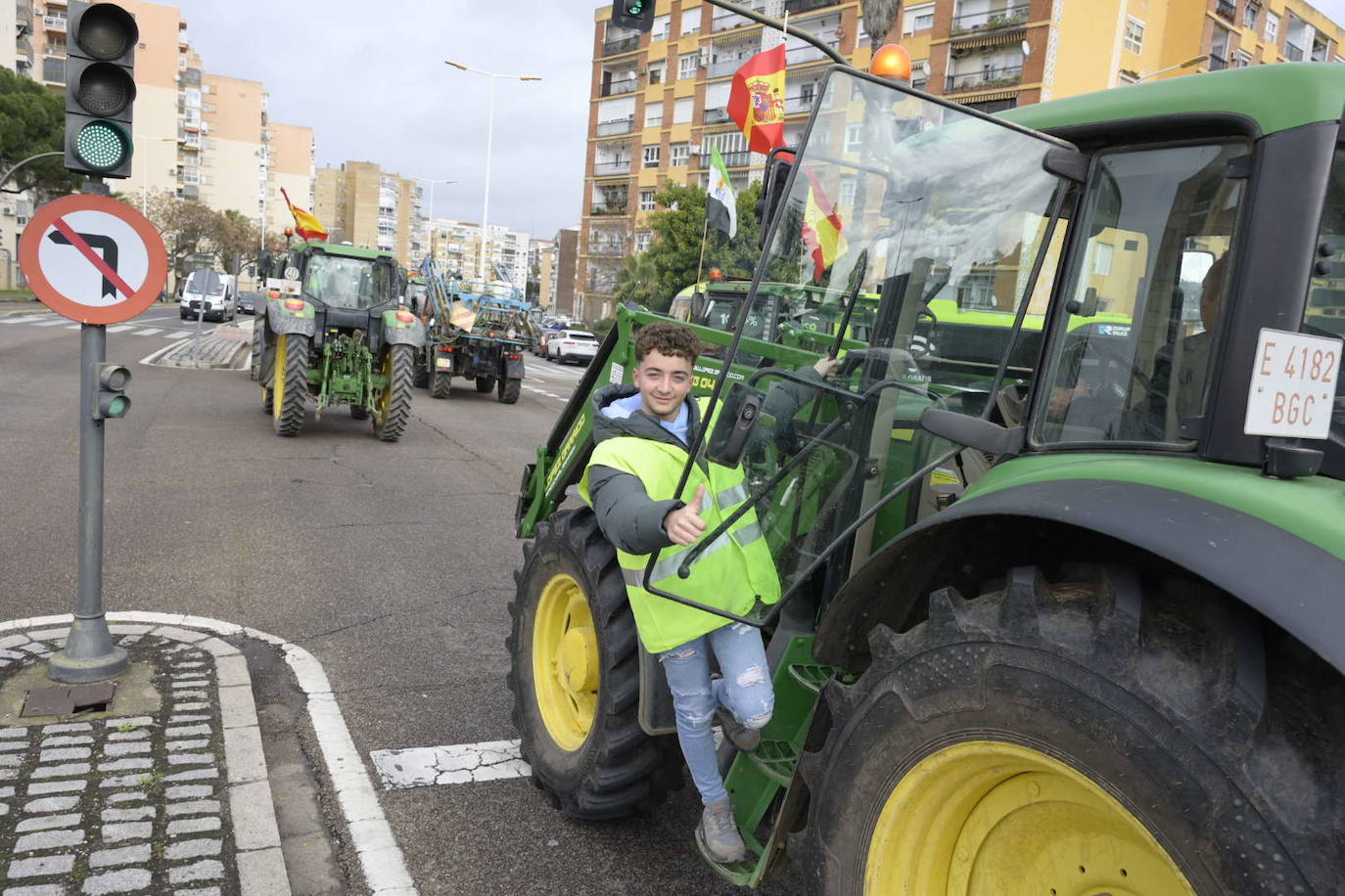 Fotos | Protesta de los agricultores este viernes en Badajoz