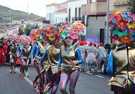 No ha faltado la animación durante todo el desfile