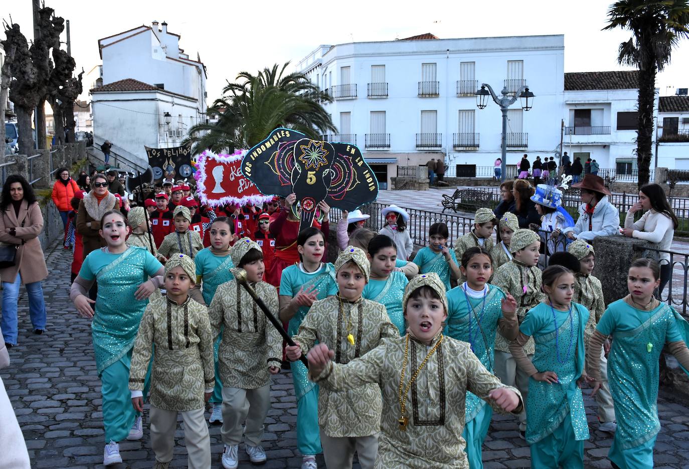Desfile de comparsas del Carnaval del Buche. Alburquerque 2024