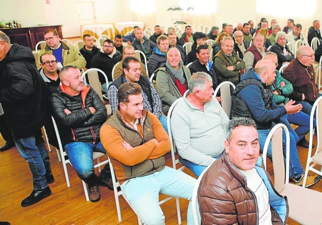 Asamblea de Asemtraex celebrada en Cáceres en la que este lunes decidieron no sumarse a las protestas.