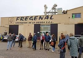 La alcaldes frexnense apoyando las protestas de agricultores y ganaderos.