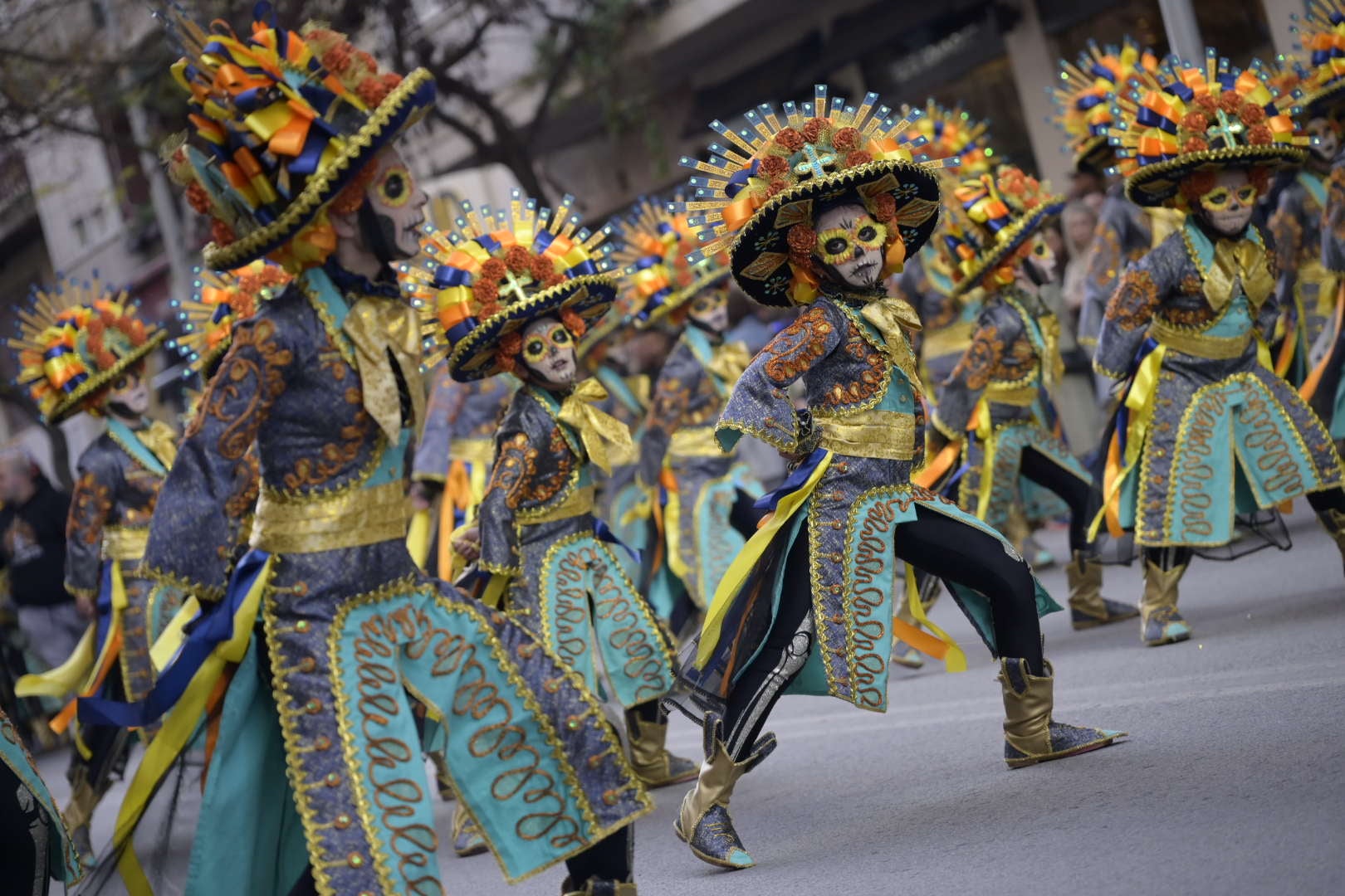 Las mejores imágenes del colorido desfile infantil del Carnaval de Badajoz 2024 (I)