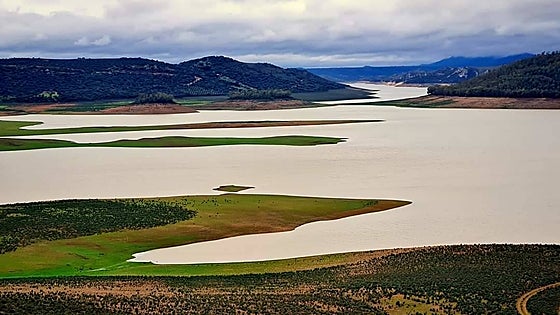Las últimas lluvias ya aportan agua para una campaña normal de regadío en Extremadura