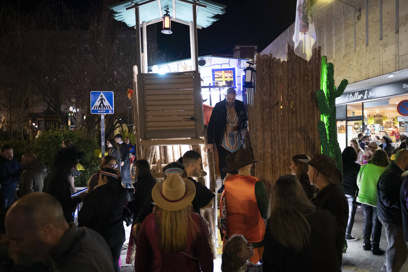 Fotos | Ambiente en el lunes del Carnaval de Badajoz 2024