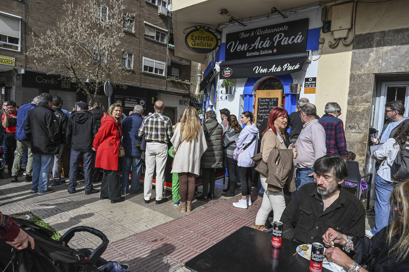 Imágenes del ambiente en San Roque, que no ha llorado a su sardina