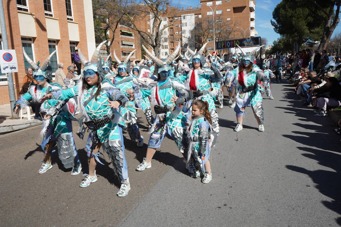 Las mejores imágenes del Desfile despedida del Carnaval de Badajoz 2024 (II)