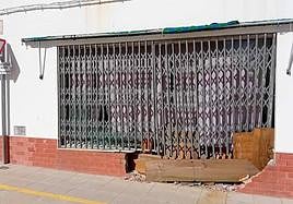 Estado en que quedó la fachada tras el accidente.