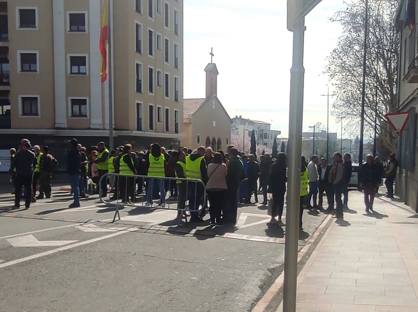 Concentración en Coria.